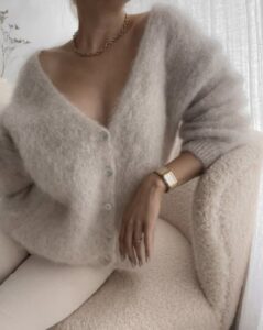 Stockholm Winter Outfits: A Minimalist Guide to Cozy & Chic Style