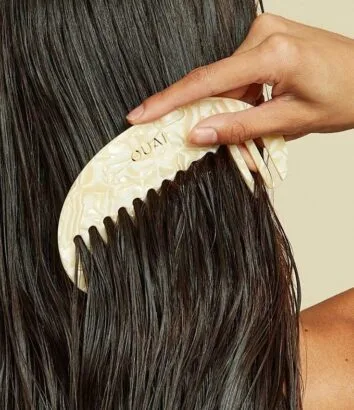 comb hair