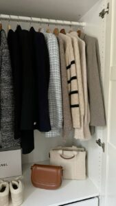 minimalist winter wardrobe
