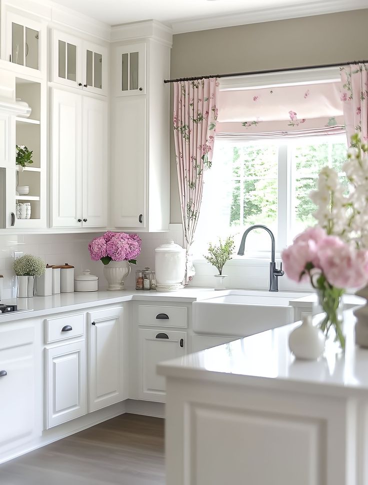 modern minimalist kitchen