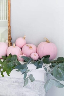 pink Halloween decor