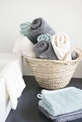 My Simple Laundry Routine: How I Organize Washing Days for a Calm, Fresh Home