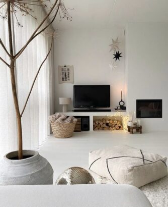 warm minimalist living room decor