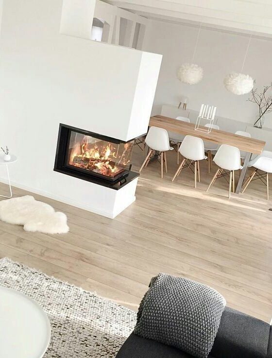 Warm Minimalist Living Room Decor: Create a Cozy and Elegant Space at Home