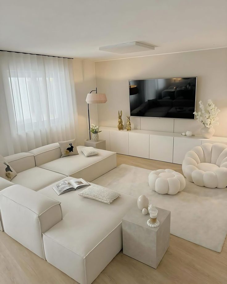 Soft Winter Home Decor: 12 Calm & Cozy Ideas for a Feminine January