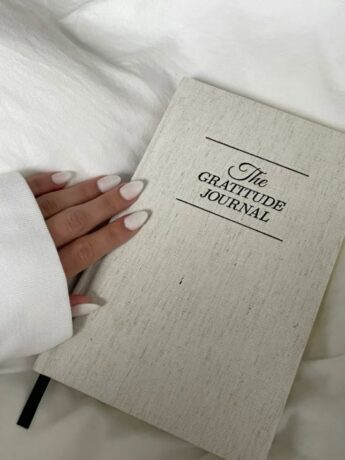 the gratitude journal morning